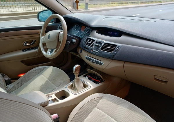 Renault Laguna cena 9500 przebieg: 250000, rok produkcji 2008 z Wrocław małe 29